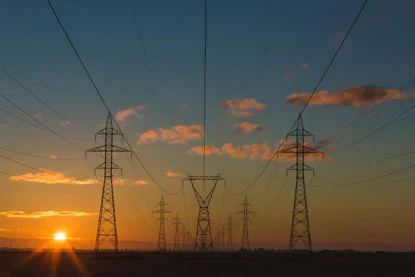 Relatório do Departamento de Energia dos EUA: Demanda de transformadores de distribuição em alta